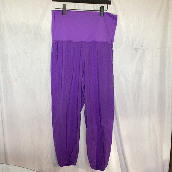 Lululemon OM pants - Picture 5 of 12